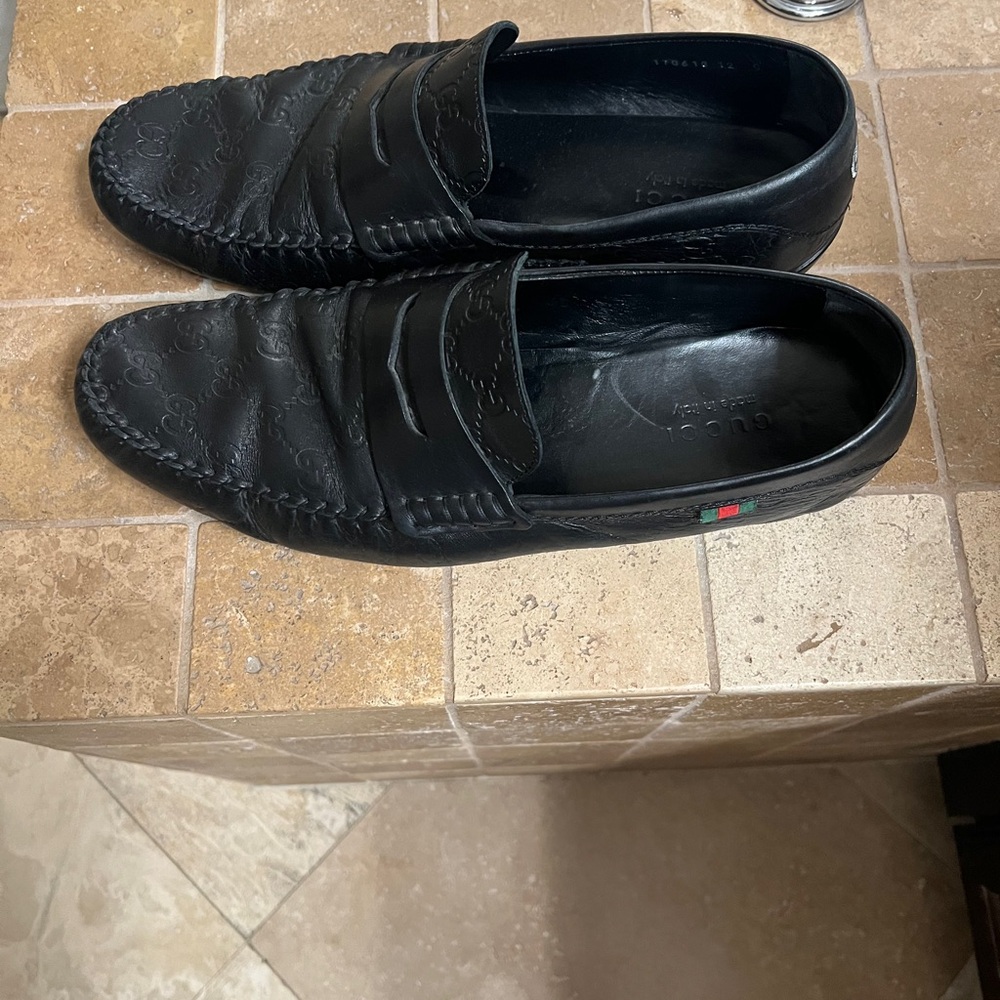 Gucci Black Embossed Men's Loafers